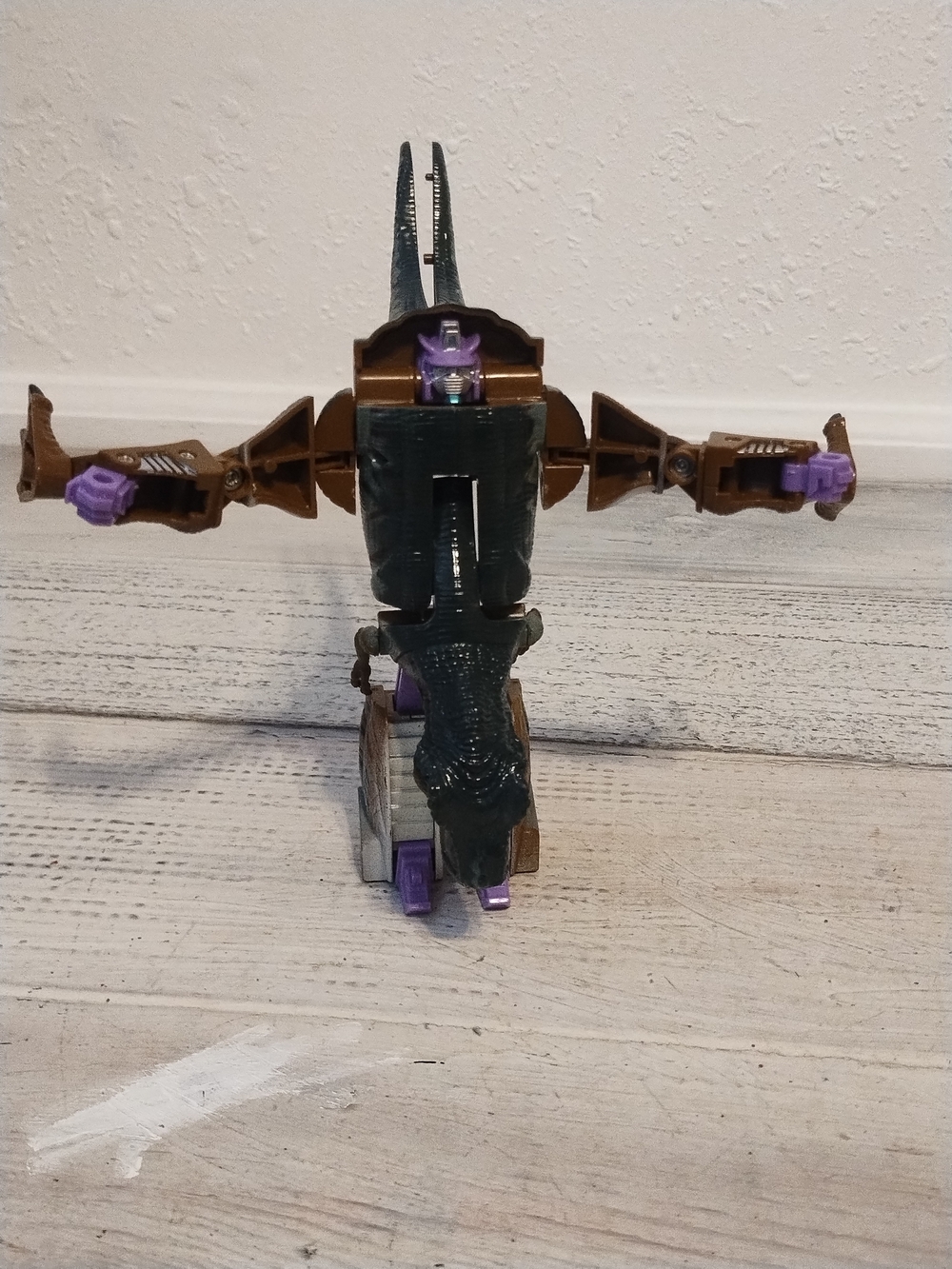 Jurassic Park Beast Wars  1990’s KnockOff Transformers Tyrannosaurus Dinosaur